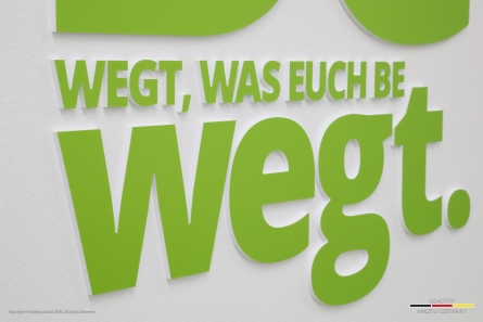 EWR - Bewegt - Logo-Aufsteller aus Styropor und Forex