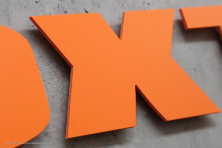 FOXTEL - Orangenes Logo aus FOREX®color
