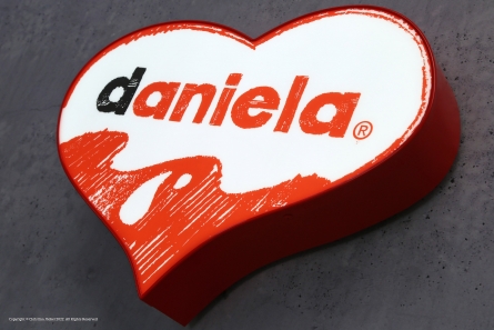 Daniela - Leuchtkasten in Herzform