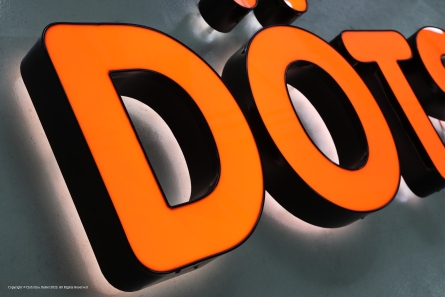 DÖTSCH - Profil 53 Buchstaben als Front- & Rückleuchter