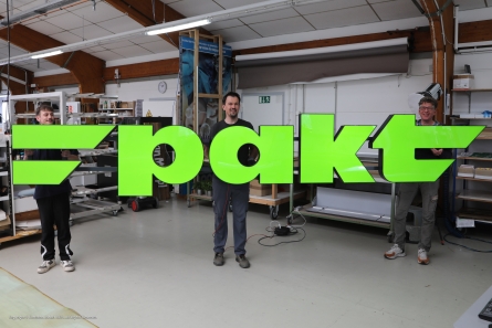 pakt - Profil 5 Leuchtbuchstaben mit Montagerahmen