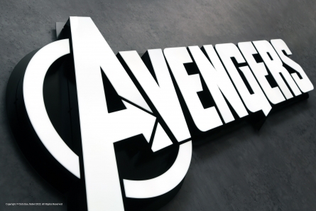 AVENGERS - Profil 6 Leuchtbuchstaben für Promotionaktion in der Schweiz