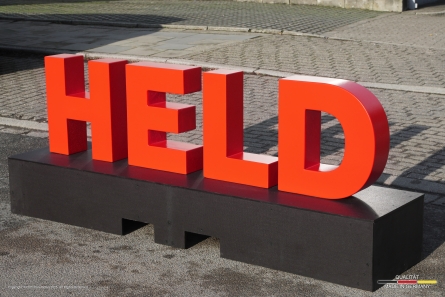 HELD - Äußerst robuste stehende Buchstaben mit PU-Beschichtung