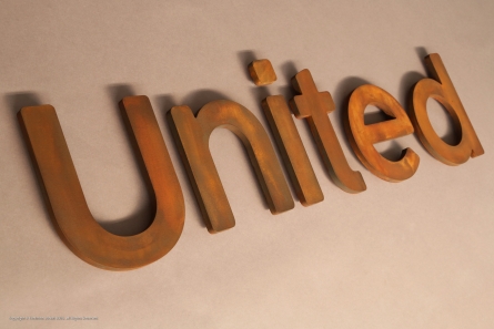 United - Rostige Außenwerbung