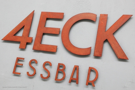 4ECK ESSBAR - Rostbuchstaben aus Cortenstahl