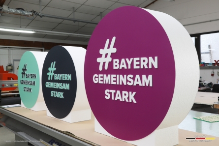 BAYERN GEMEINSAM STARK - Bühnen- und Eventaufsteller in XXL
