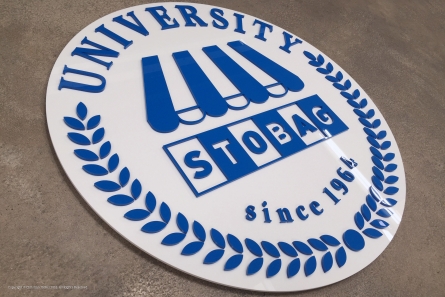 STOBAG University - Aussenwerbung - Direkt vom Hersteller