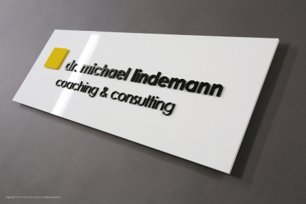 Dr. Michael Lindemann - Firmenschild