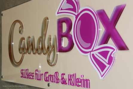 Candy BOX - Aussenreklame