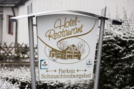Hotel Restaurant Schmachtenbergshof - Aussenreklame