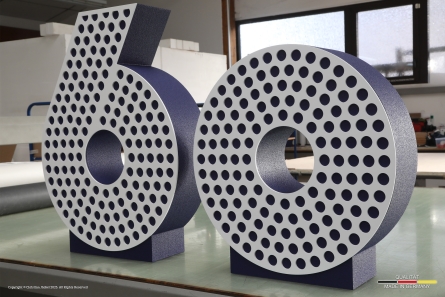 60HZI - Stehende Jubiläumszahl aus Styropor und PVC