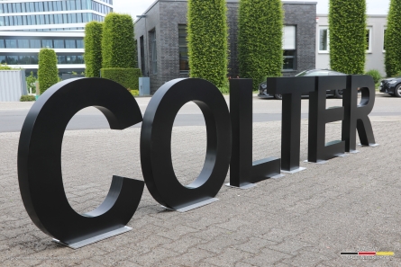 COLTER - Hochwertige stehende Buchstaben für den Außenbereich