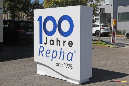 Repha - Robuster Aufsteller für den Außenbereich