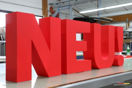 Stehende POS-Buchstaben aus Styropor. NEU! - Stehende XXL-Buchstaben für den Point of Sale