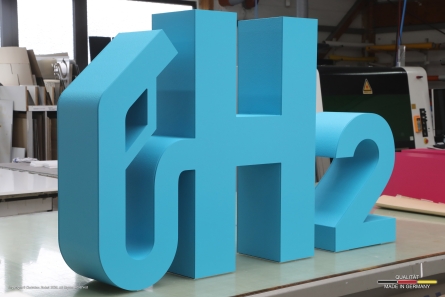 H2 MOBILITY - Stehendes Logo für Events im Außenbereich