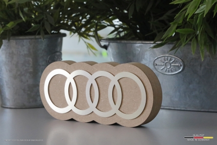 AUDI - 3D-Tischaufsteller aus Holz und Edelstahl