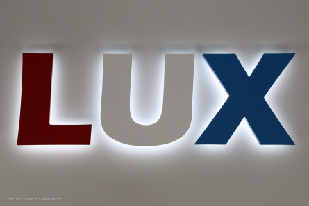 LUX - Lichtwerbung