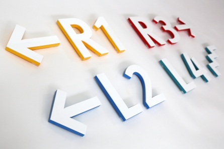 3D Plexiglas Buchstaben aus 3mm Fluoreszierendem Acrylglas Beschriftung 