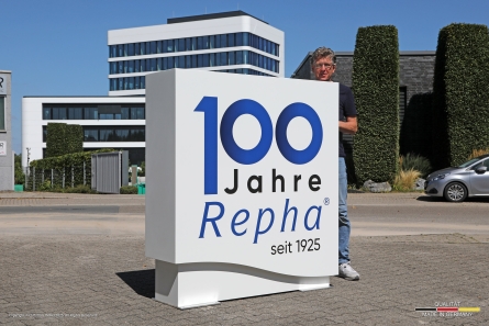 Repha - Robuster Aufsteller für den Außenbereich