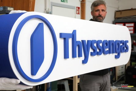 Thyssengas - XXL-Aufsteller und Handheld aus Styropor und PVC