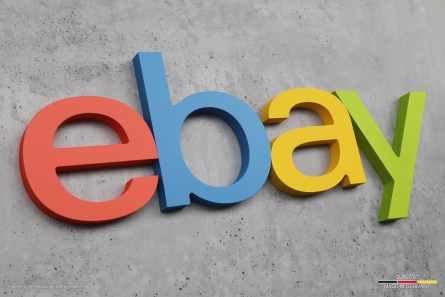 ebay LIVE - 3D Logo aus lackiertem PVC